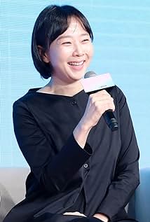 Lee Na-Jeong